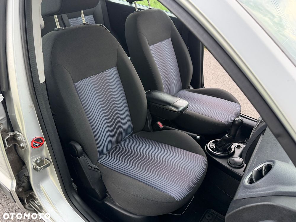 Ford Fusion 1.4 Elegance - 21