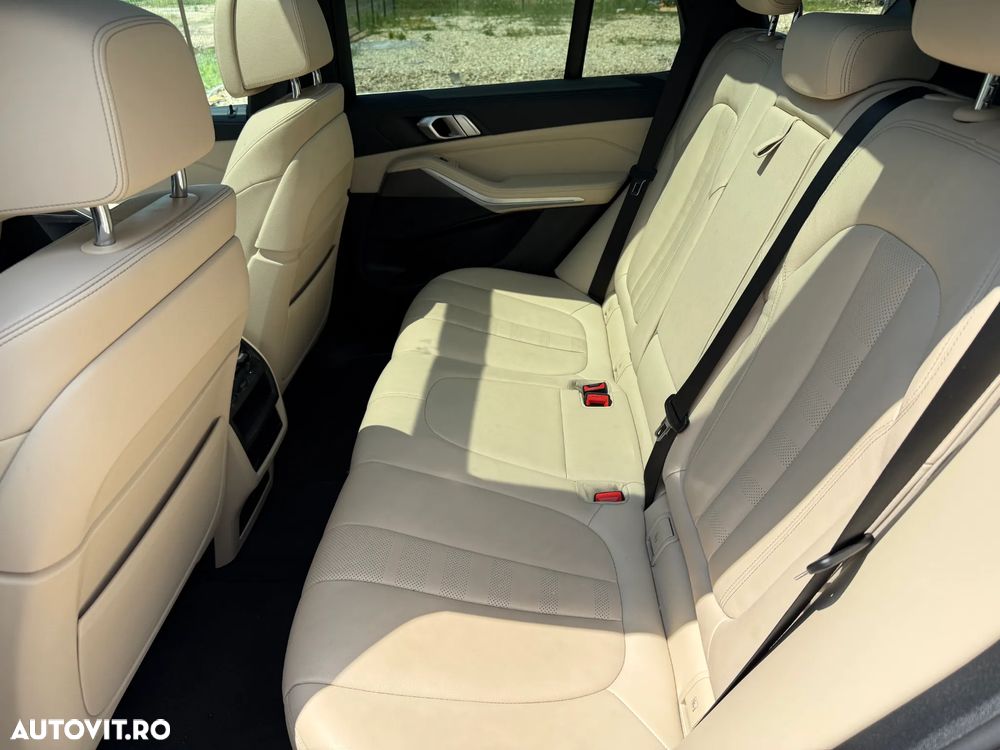 BMW X5 2022 — imagine 11