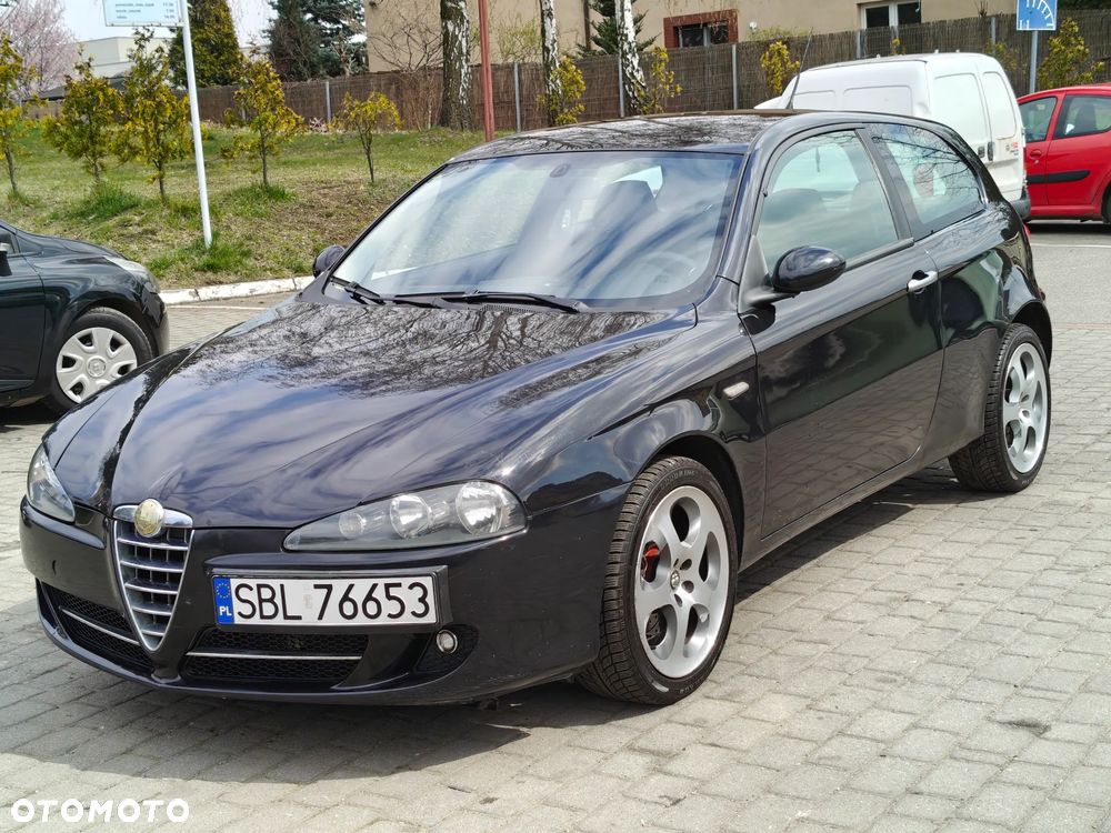 Alfa Romeo 147 1.9 JTD 16V Black Line - 23
