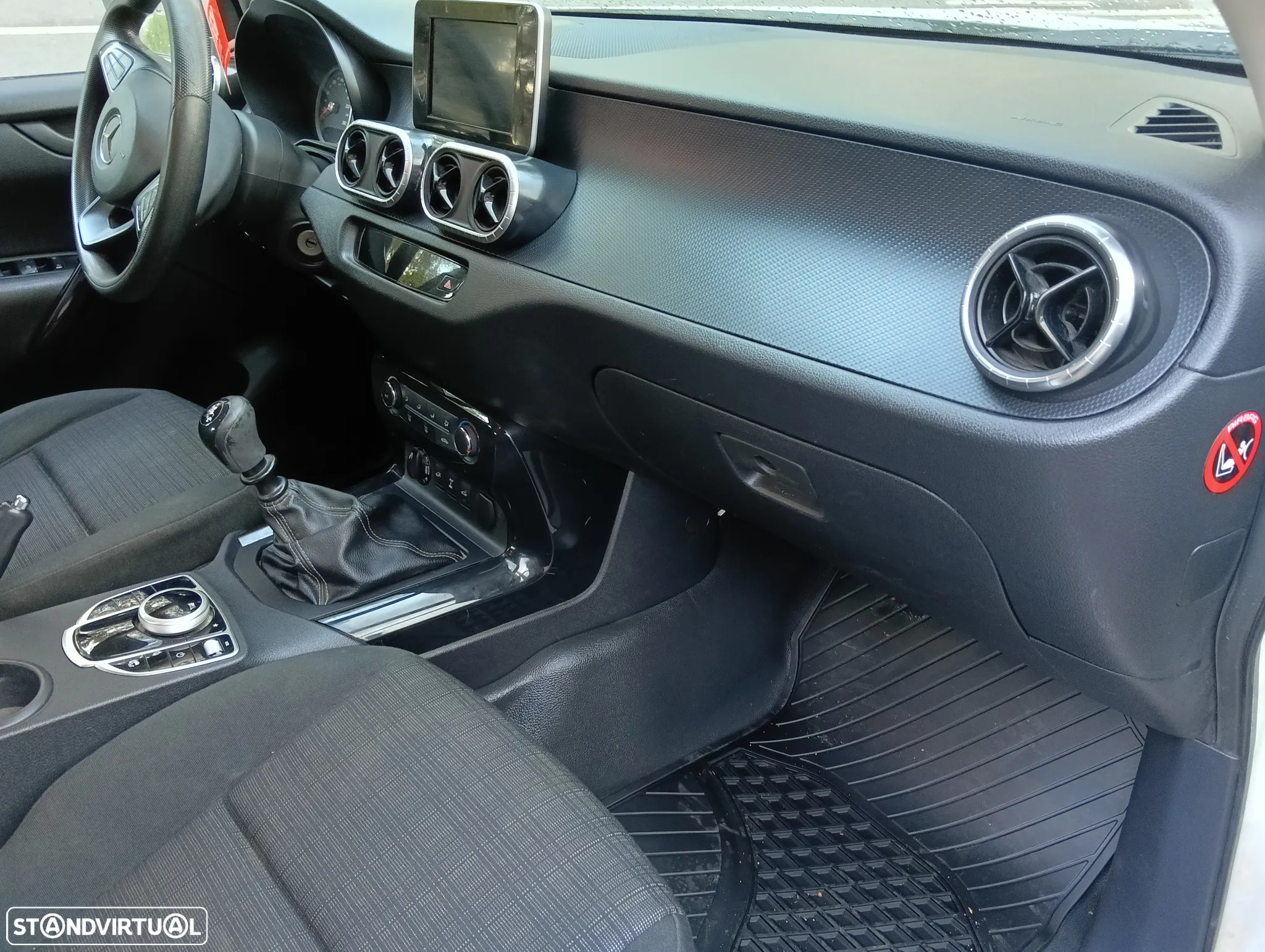 Mercedes-Benz X 220 d 4MATIC PROGRESSIVE - 15
