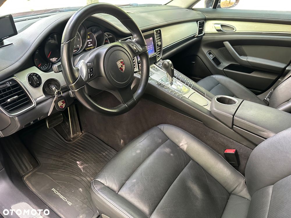 Porsche Panamera 4S PDK - 7