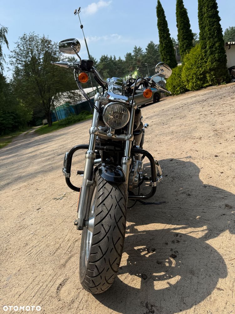 Harley-Davidson Sportster Custom 1200C - 8