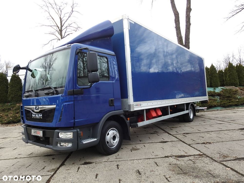 MAN TGL 12.220 KONTENER WINDA 18 PALET TEMPOMAT KLIMATYZACJA PNEUMATYKA AUTOMAT  BLIŹNIACZE KOŁA  220KM - 23