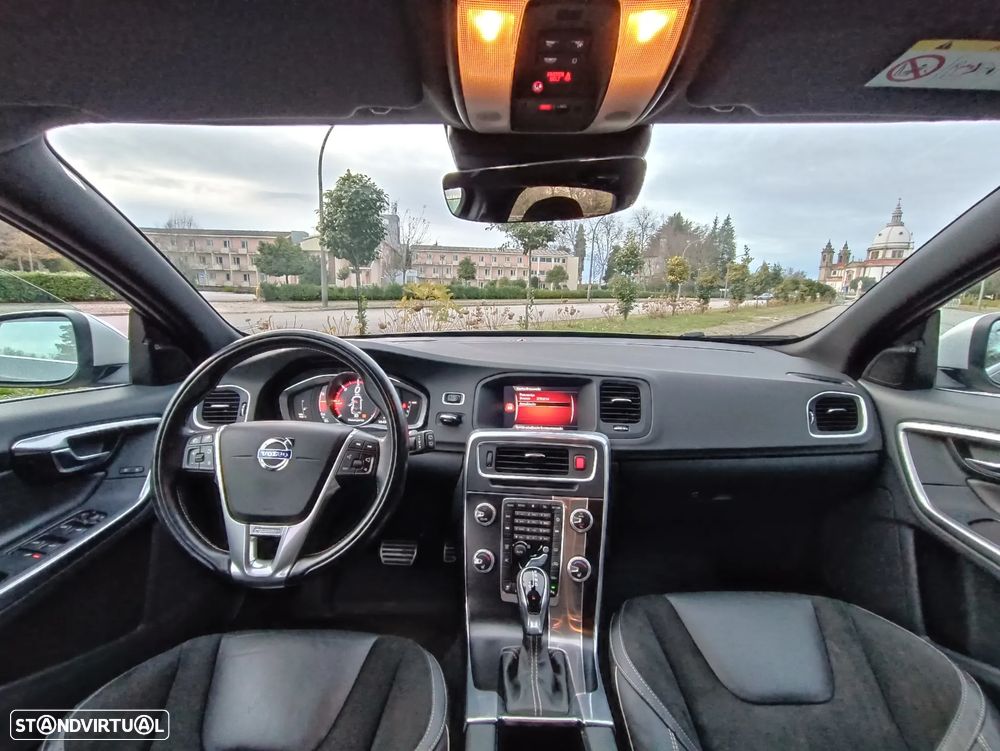Volvo V60 D3 Geartronic R-Design - 7
