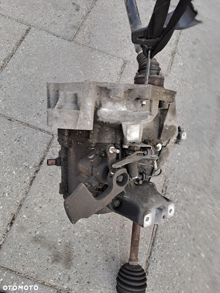 Audi Seat Skoda Volkswagen 1.6 8V skrzynia 5-biegowa kod MBR - 2