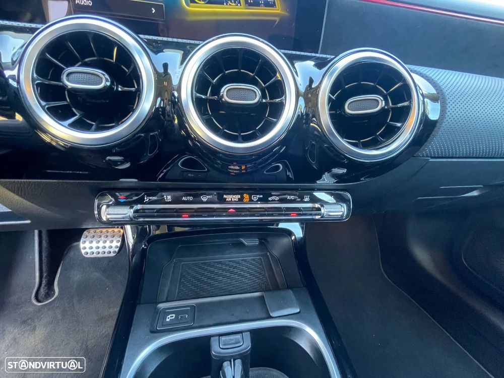 Mercedes-Benz A 250 - 29