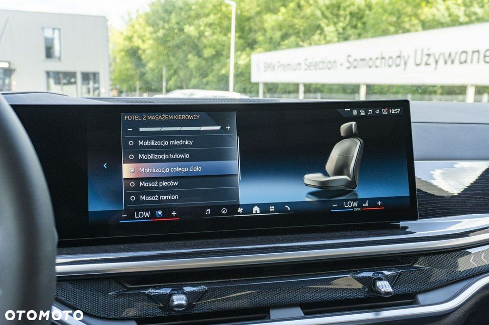 BMW X7 - 27