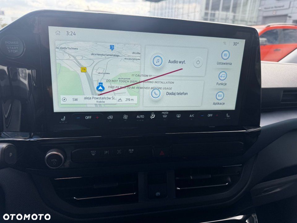 Ford Tourneo Custom - 19