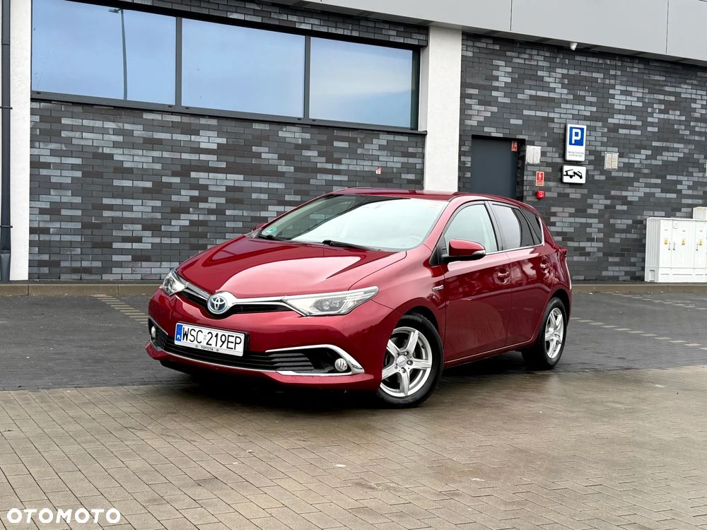 Toyota Auris Hybrid 135 Premium - 4