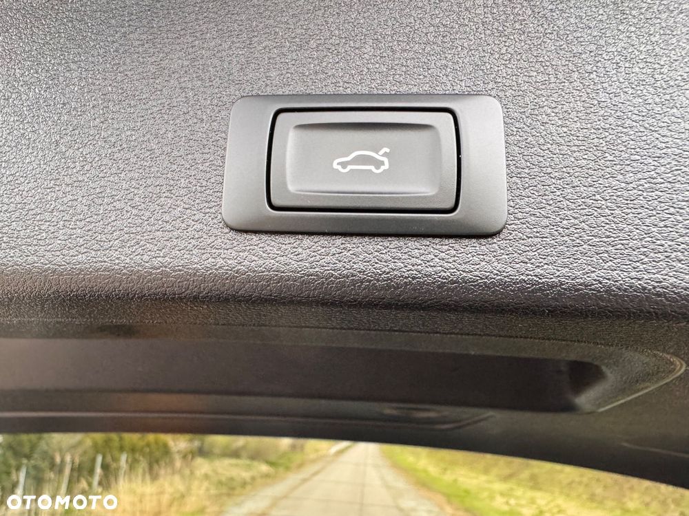 Audi A4 Avant 2.0 TDI DPF S line Sportpaket - 21