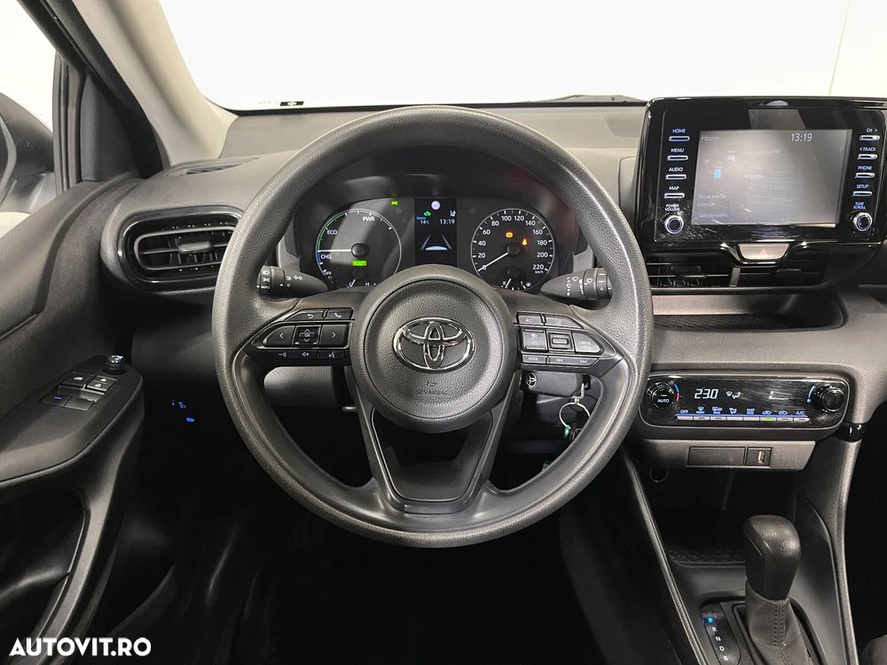 Toyota Yaris 1.5 VVT-i HSD Exclusive Style - 6