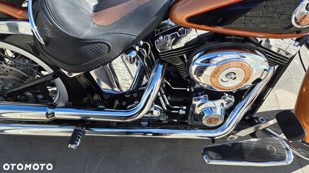 Harley-Davidson Softail Deluxe - 18