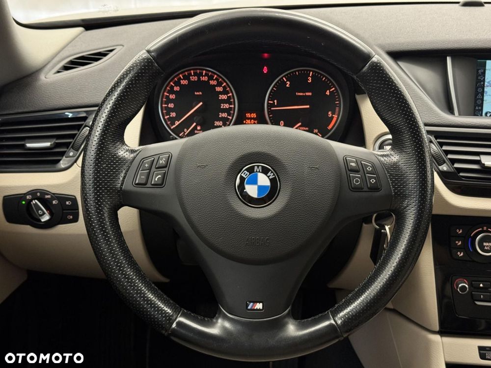 BMW X1 - 28