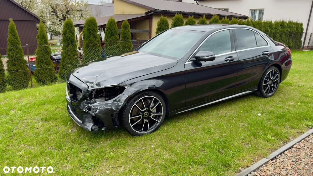 Mercedes-Benz Klasa C 400 4Matic 9G-TRONIC AMG Line - 10