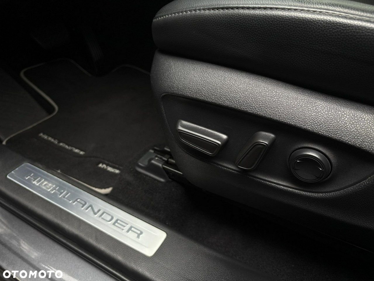 Toyota Highlander - 18
