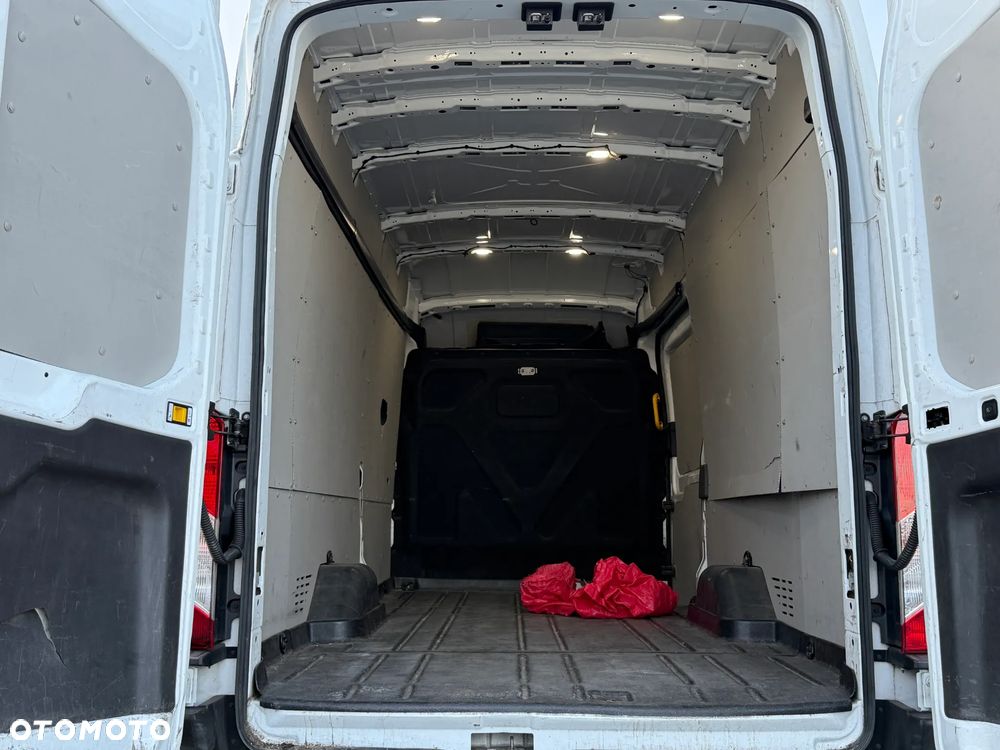 Ford TRANSIT E-TRANSIT - 4