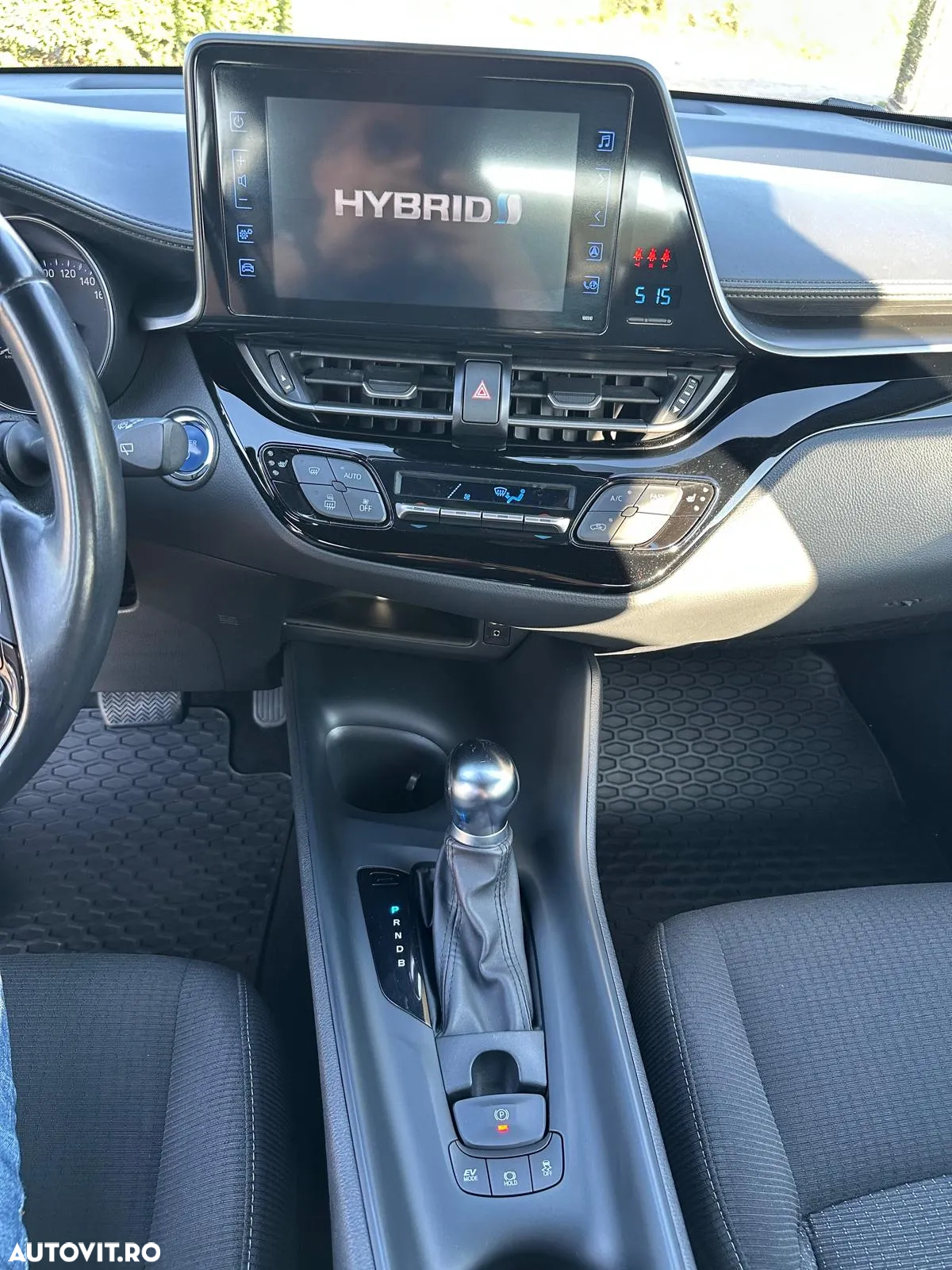 Toyota C-HR - 7