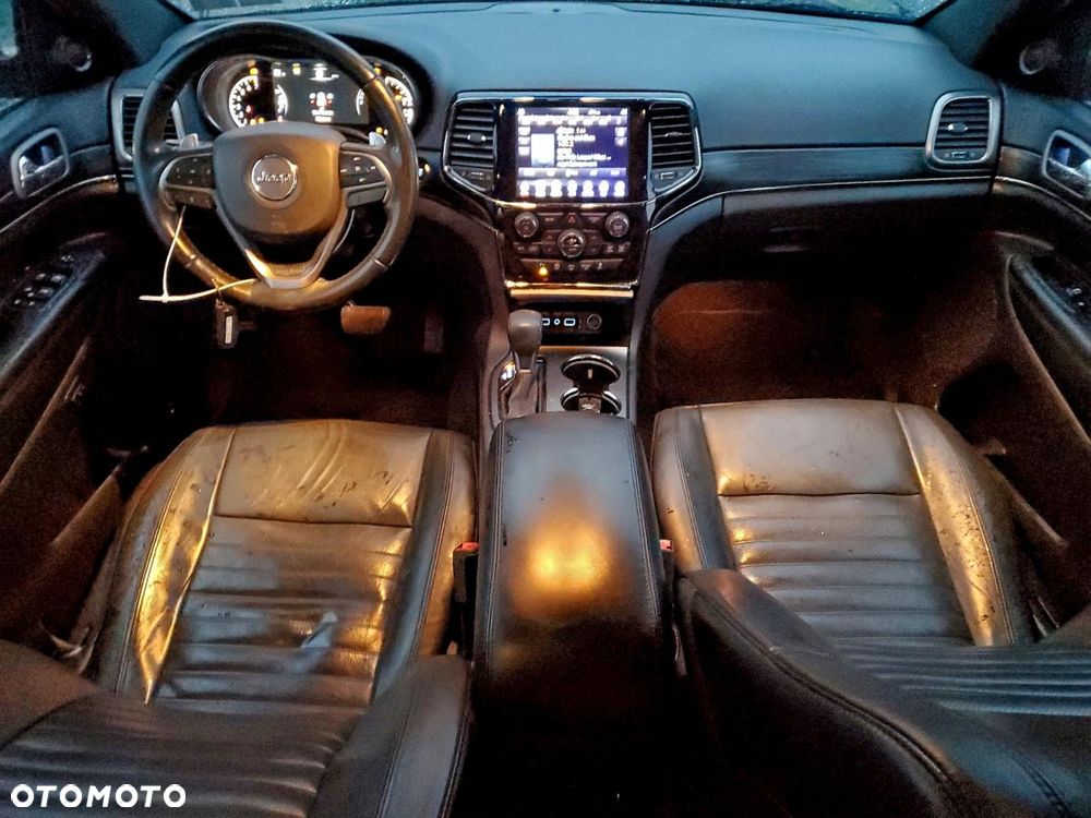 Jeep Grand Cherokee - 8