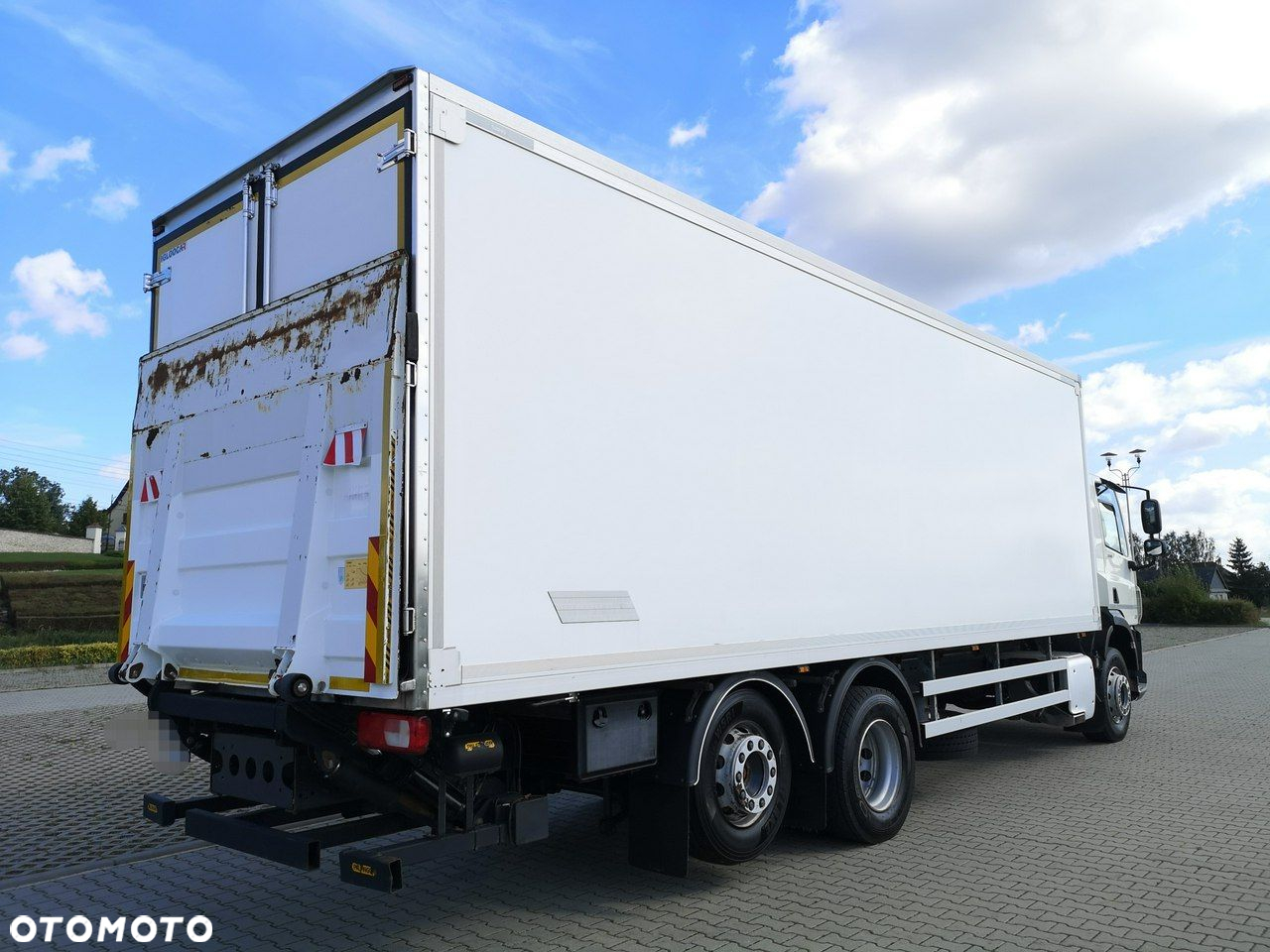 DAF CF 370 Chłodnia 3 Osiowa Winda Manual Niski Przebieg! - 4