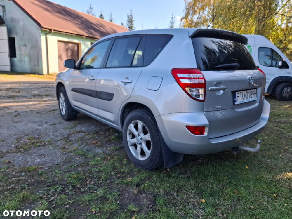Toyota RAV4 - 4