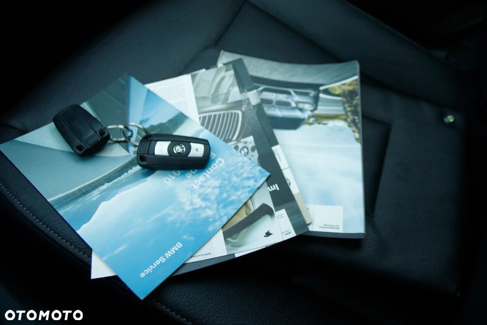 BMW Seria 3 318i Edition Sport - 26