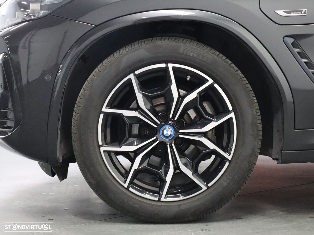 BMW X3 30 e xDrive Pack M - 29