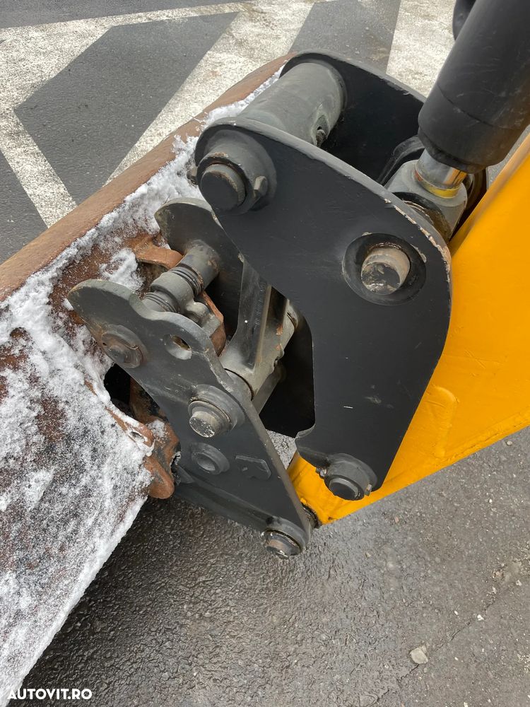 JCB 8080 - 11