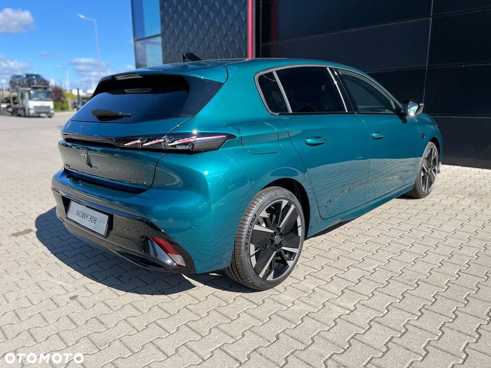Peugeot 308 - 8