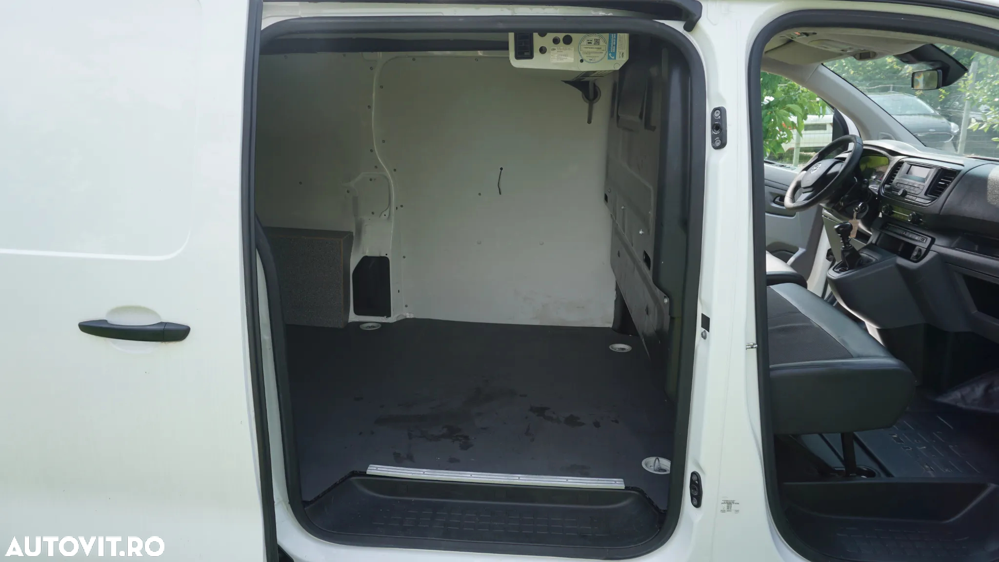 Opel VIVARO - 12