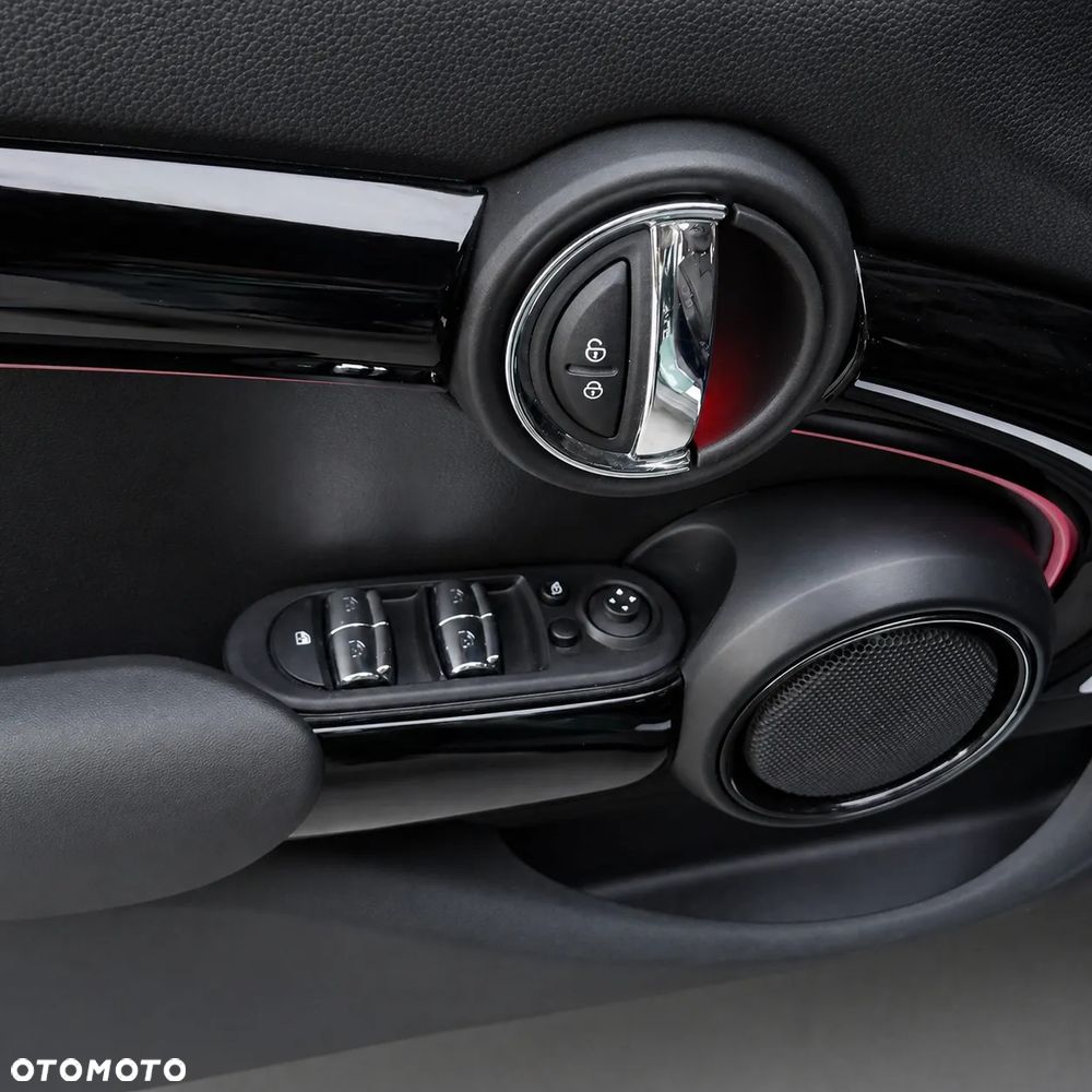 MINI Cooper Standard - 15