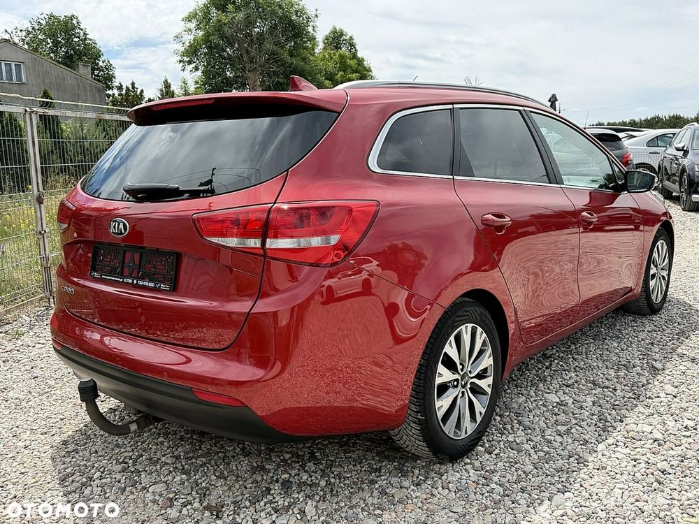 Kia Ceed - 6