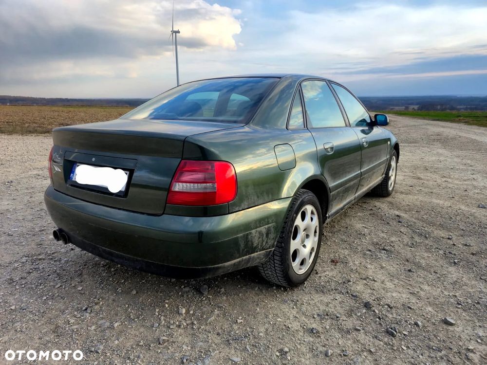 Audi A4 Limousine 1.8 - 3