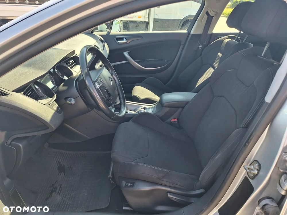 Citroën C5 2.0 HDi Exclusive Equilibre Navi - 9