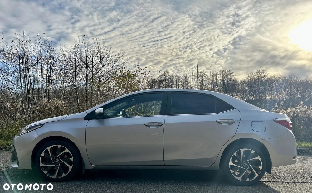 Toyota Corolla 1.6 Prestige MS - 4