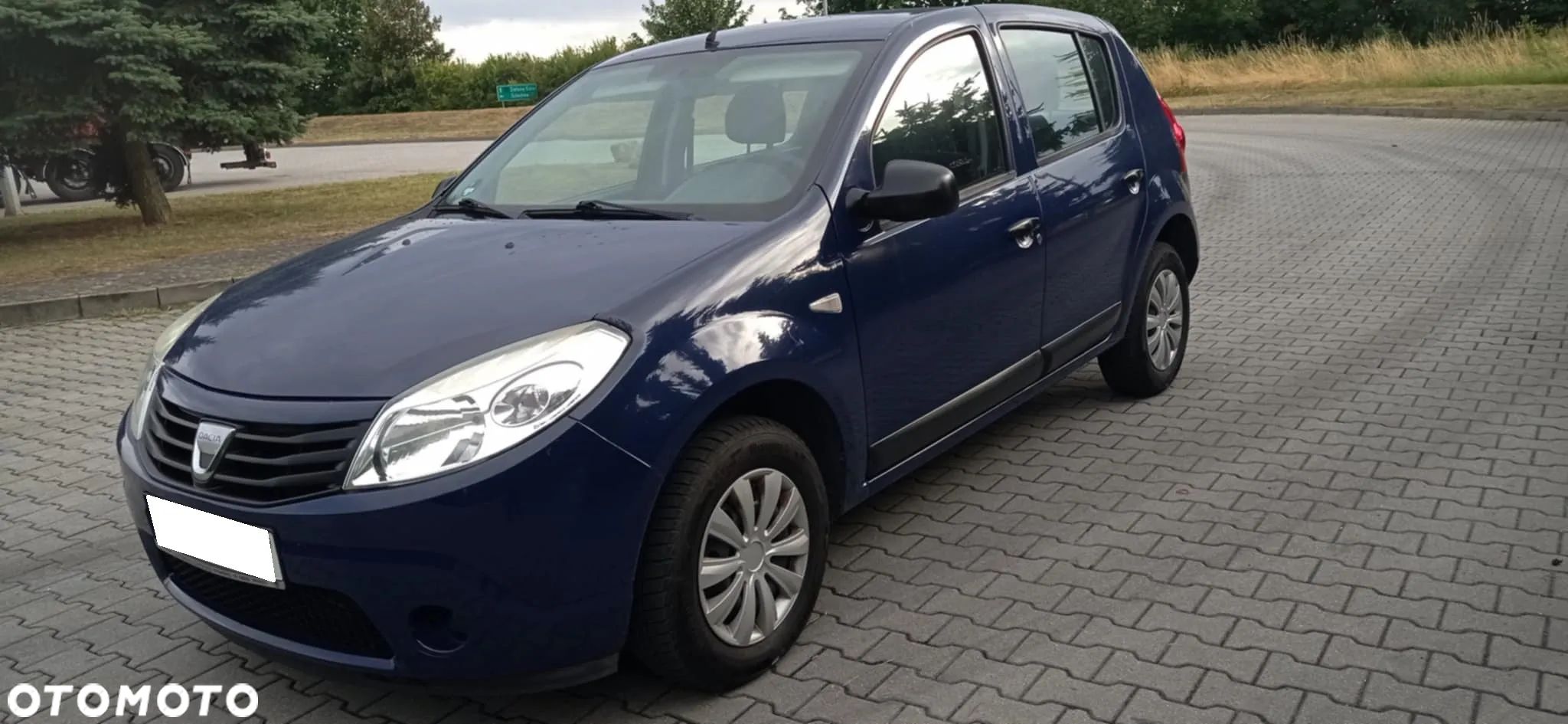 Dacia Sandero - 1