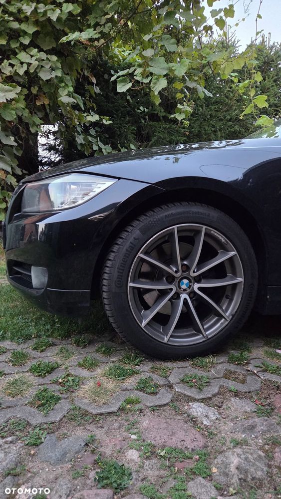 BMW Seria 3 320d xDrive - 4