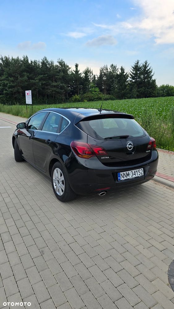 Opel Astra 1.4 Turbo Innovation - 3