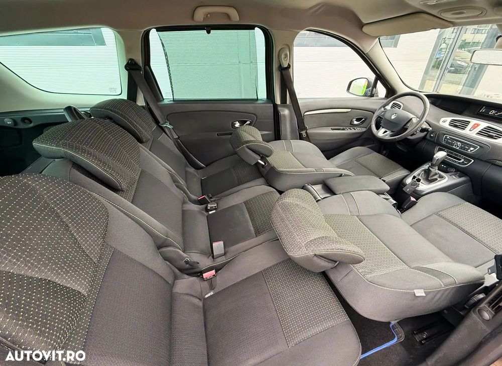 Renault Scenic - 22