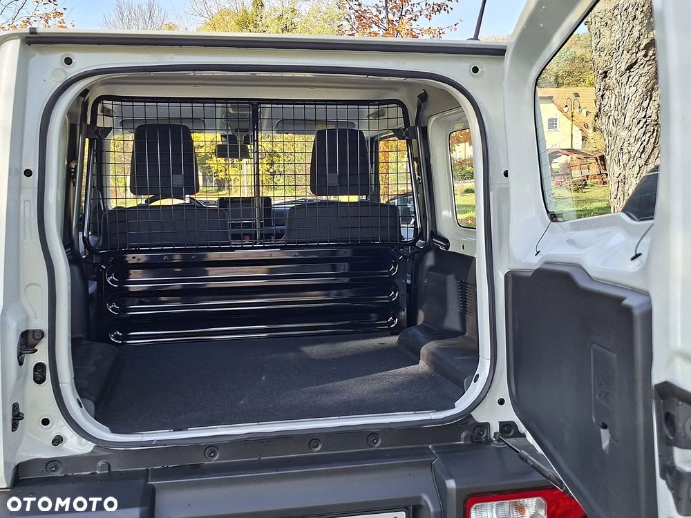 Suzuki Jimny 1.5 Pro - 17