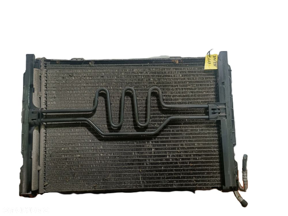 BMW seria 1 E81 04-13 1,6 B komplet chłodnic + wentylator 0130303940 * - 1