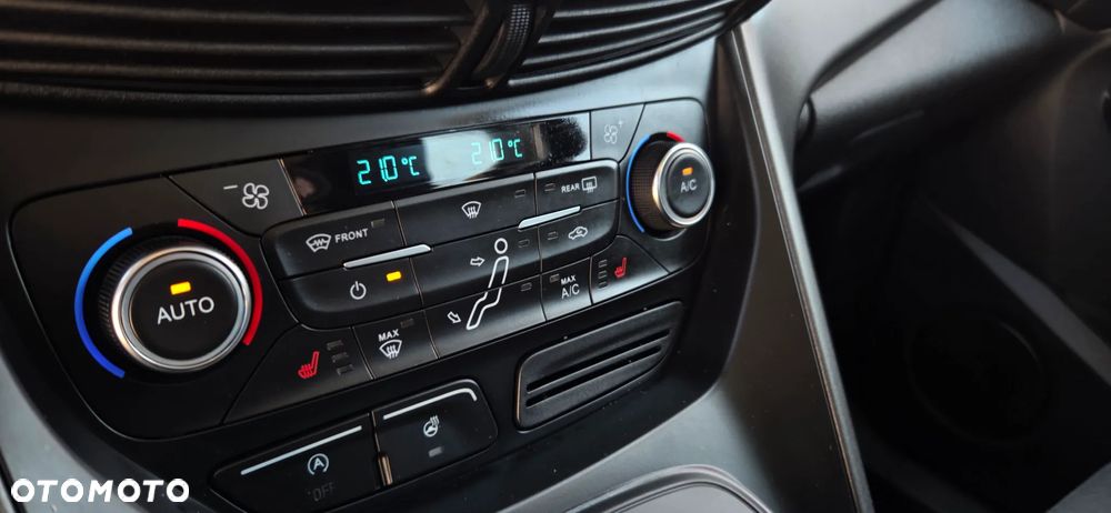 Ford Grand C-MAX 1.5 EcoBoost Start-Stopp-System Titanium - 26