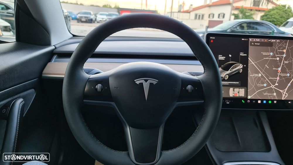 Tesla Model 3 - 33