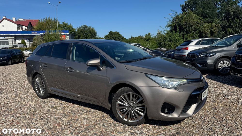 Toyota Avensis Touring Sports 1.8 Multidrive S Executive - 19