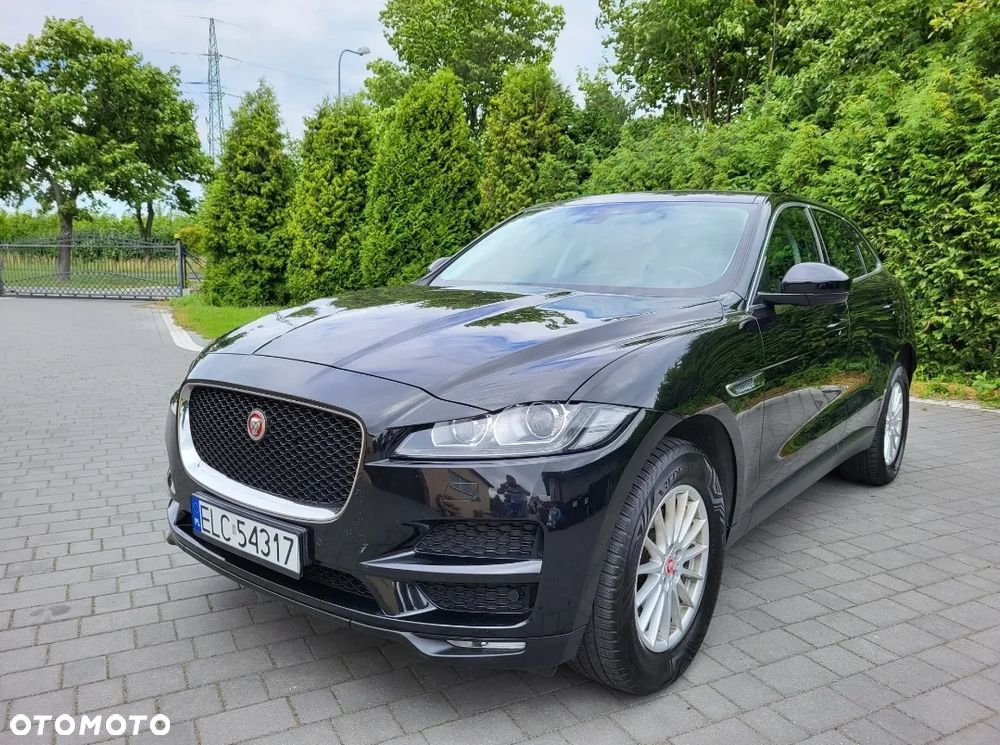 Jaguar F-Pace 2.0 i4D AWD Pure - 1