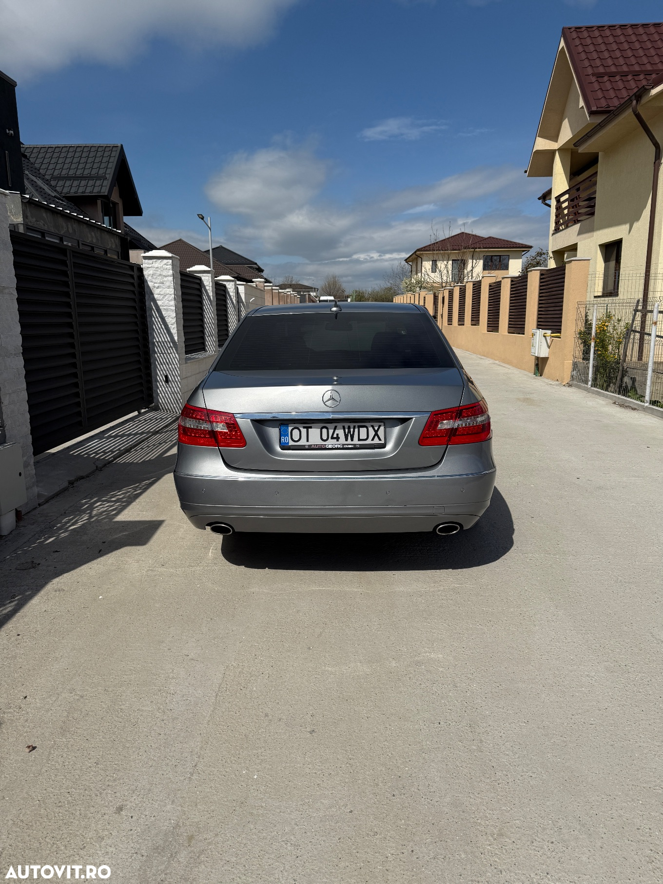 Mercedes-Benz E 300 CDI BlueEfficiency Aut. - 11