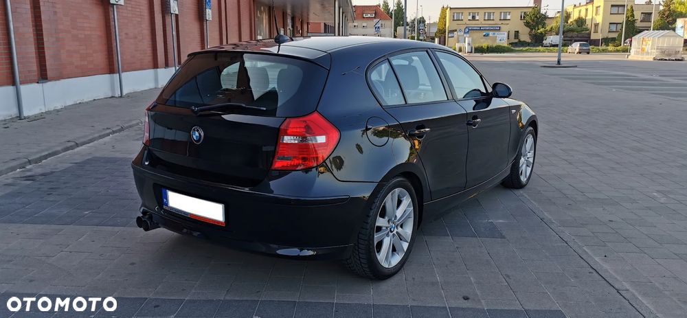 BMW Seria 1 120i Edition Sport - 40