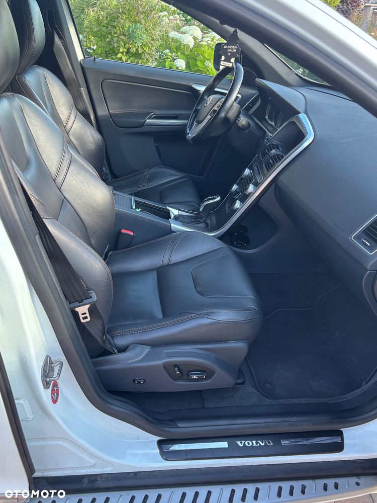 Volvo XC 60 D4 Drive-E Summum - 28