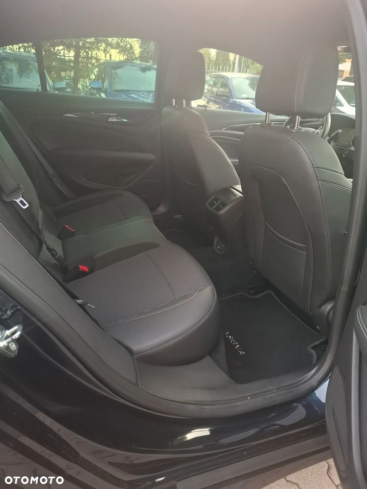 Opel Insignia 2.0 T 4x4 Elite S&S - 12