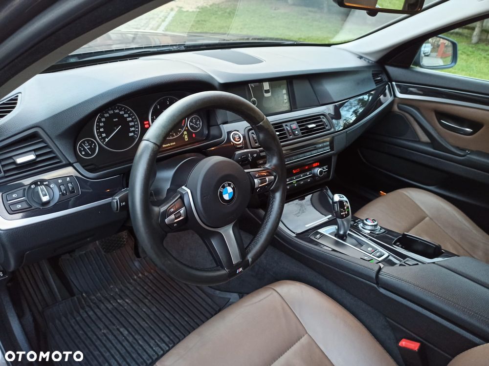 BMW Seria 5 520d Luxury Line - 13