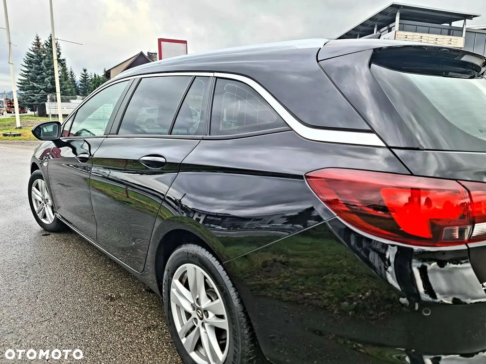 Opel Astra - 2